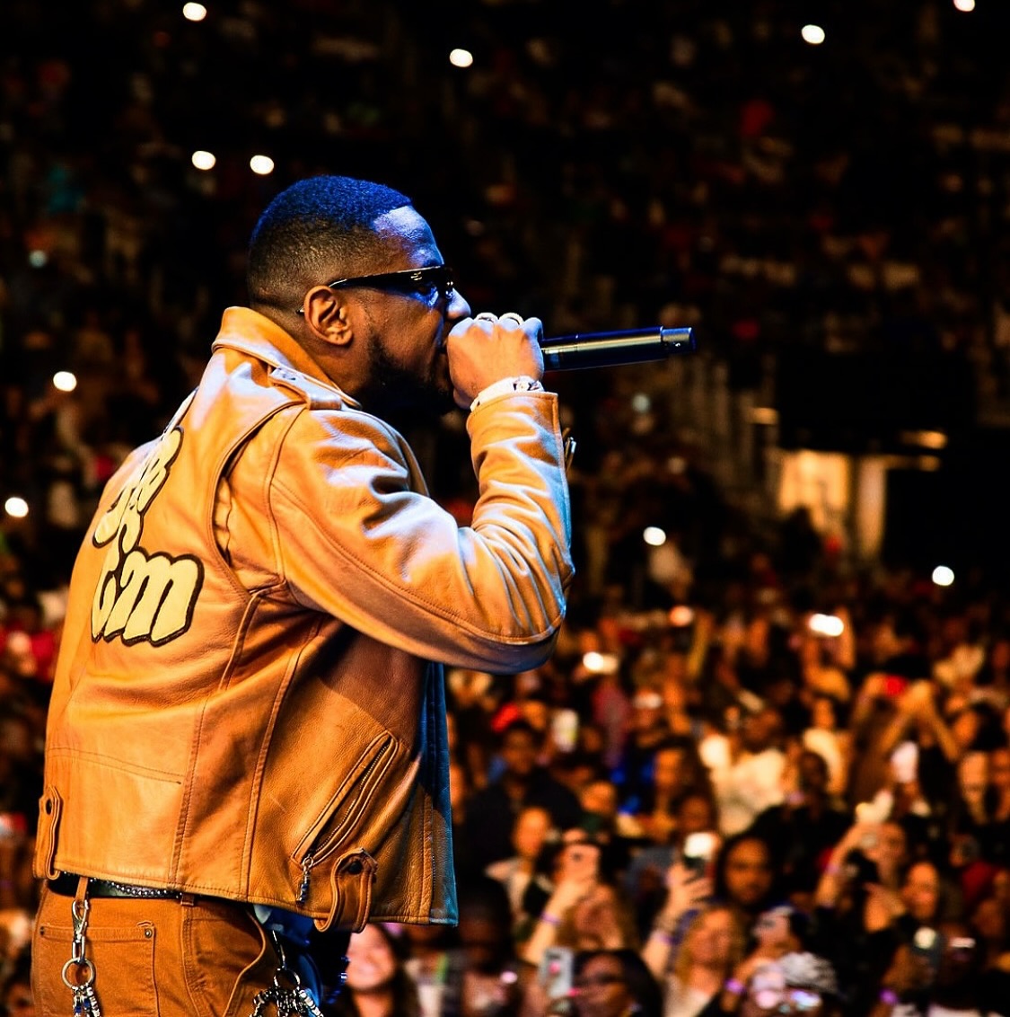 Fabolous performing in Fuck Em leather